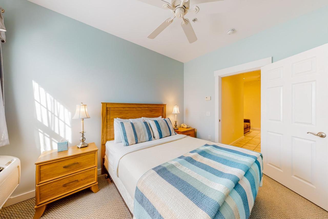 Northeast Harbor The Colonels Suites חדר תמונה